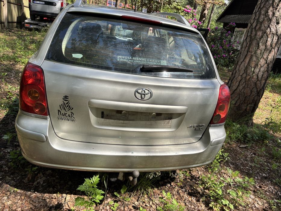 Hak toyota avensis t25 kombi