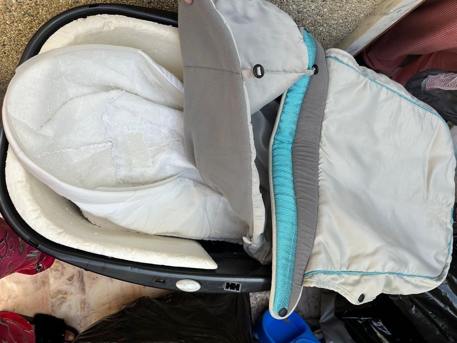 Carrinho de bebe c/ alcofa e ovo de transporte