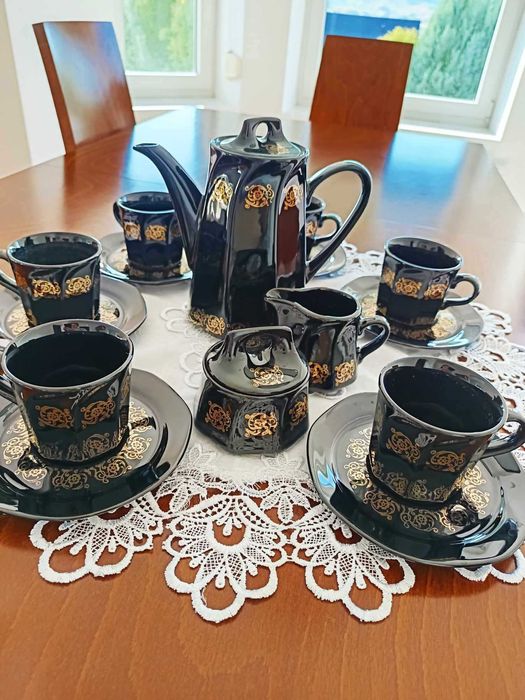 Piękny serwis kawowy. Lata 90 - te.