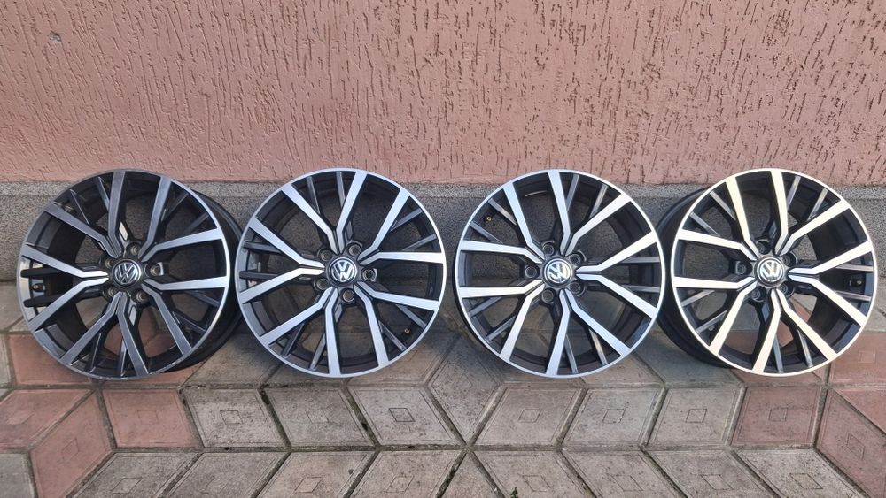 Оригінальні диски титани VW Tiguan Passat  5/112R17 vag Borbet