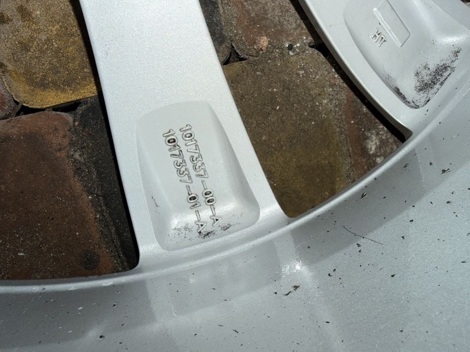 диски Tesla Model S R21 21х8.5J  21х9J ET40