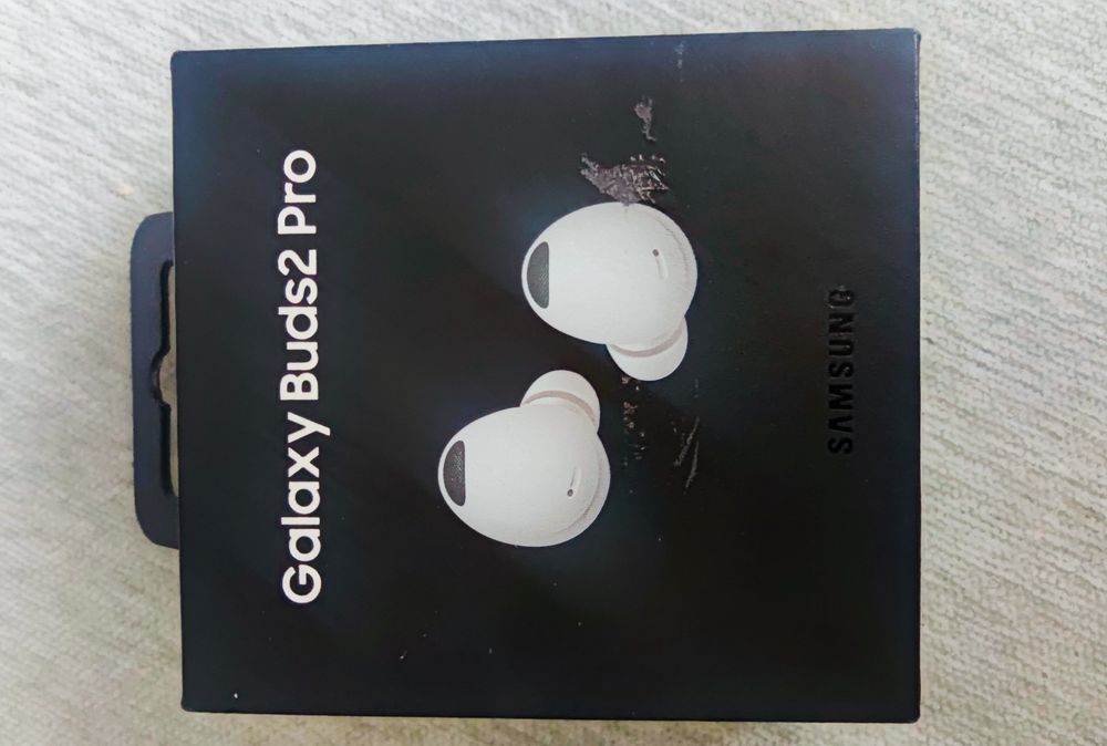 Коробочка упаковка от наушников