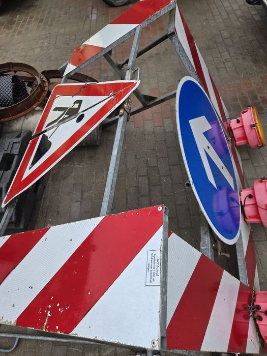Oświetlenie drogowe specjalne