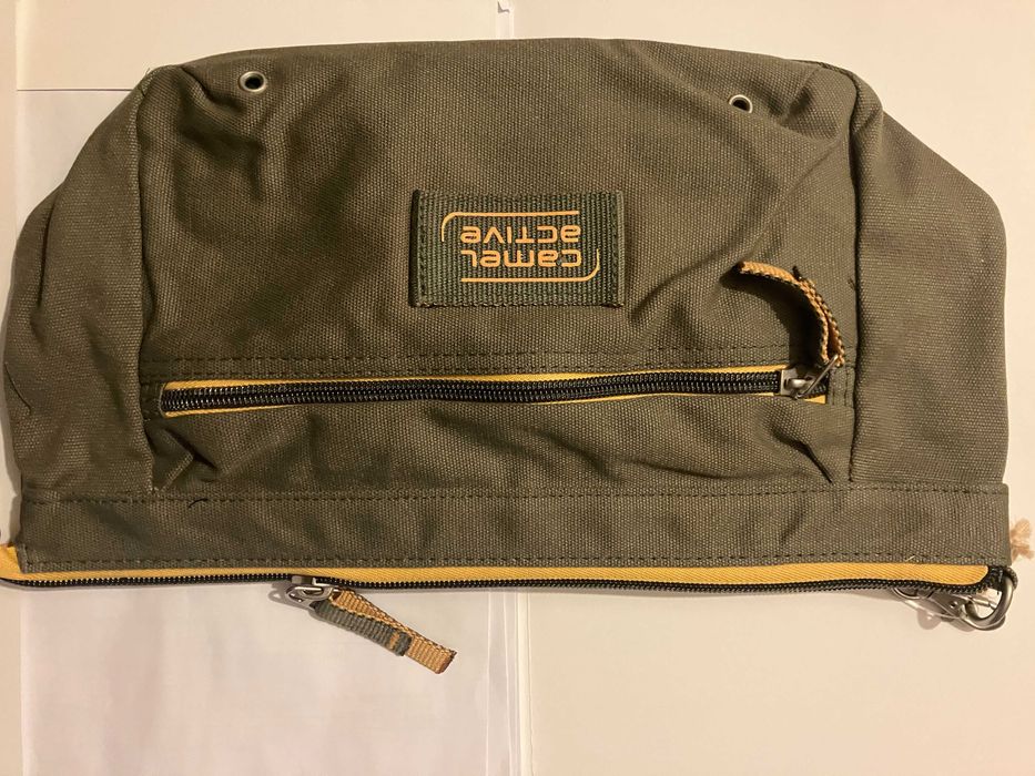 Bolsa de higiene Camel Active
