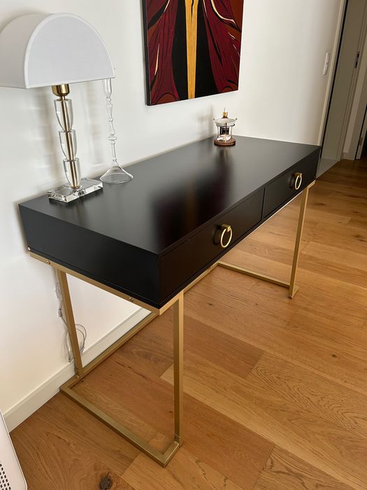 Consola WESTPORT Preto/Dourado – Beliani