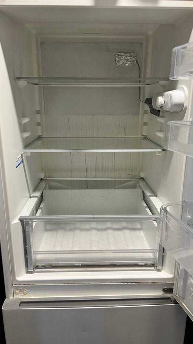 Холодильник Indesit