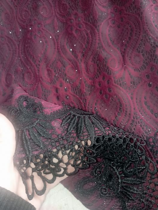 Святкова сукня бордо