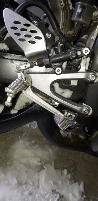 Yamaha r1 rn 12 set kierowcy podnozek