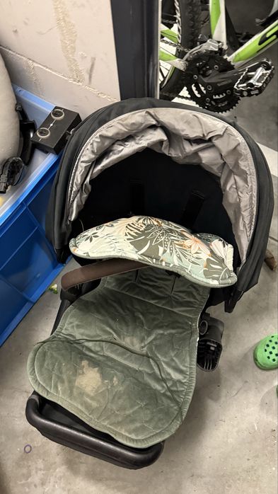 Cybex Priam 2.0 gold rose spacerowka czarny