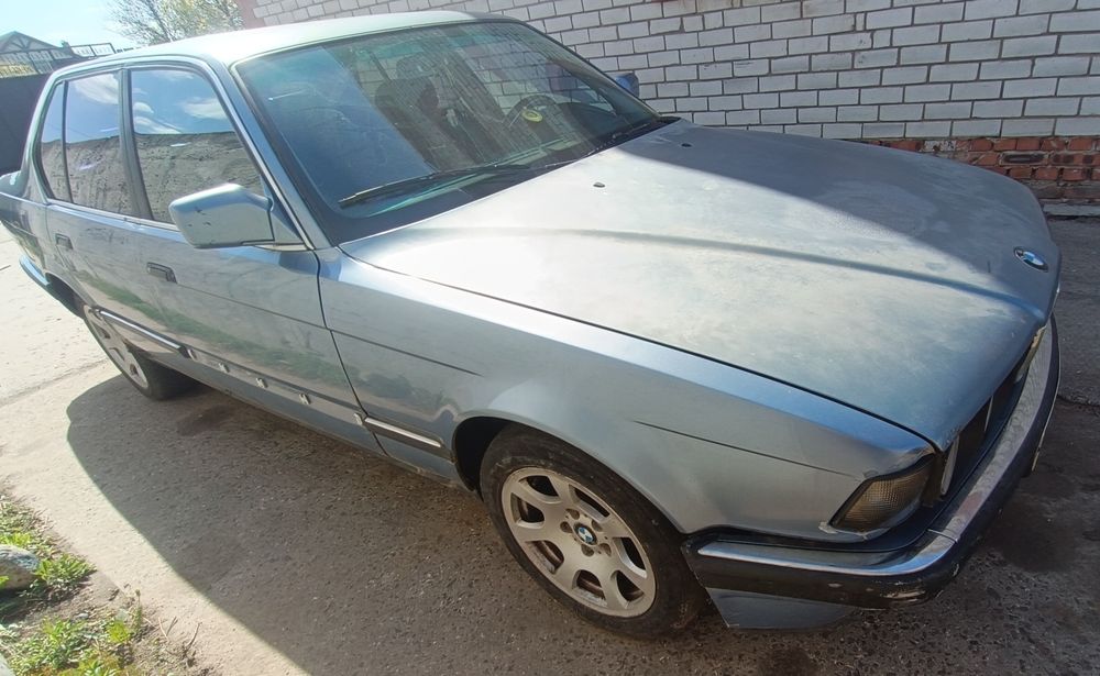 Продам бмв е32 і е34