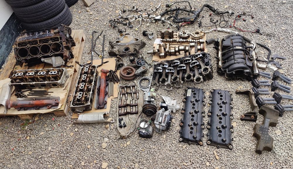 Silnik 5,7 z osprzętem jeep wk2 grand Cherokee dodge charger ram