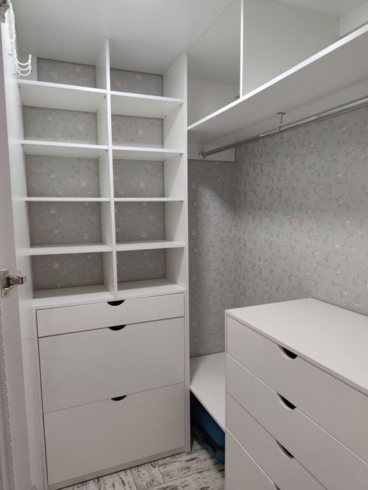 Гардеробну ,мрія жіноча.Срочно,самовивоз.торг