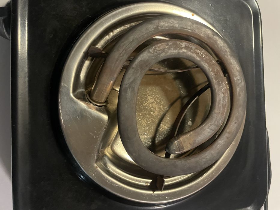 Електроплита Элна — робочий стан