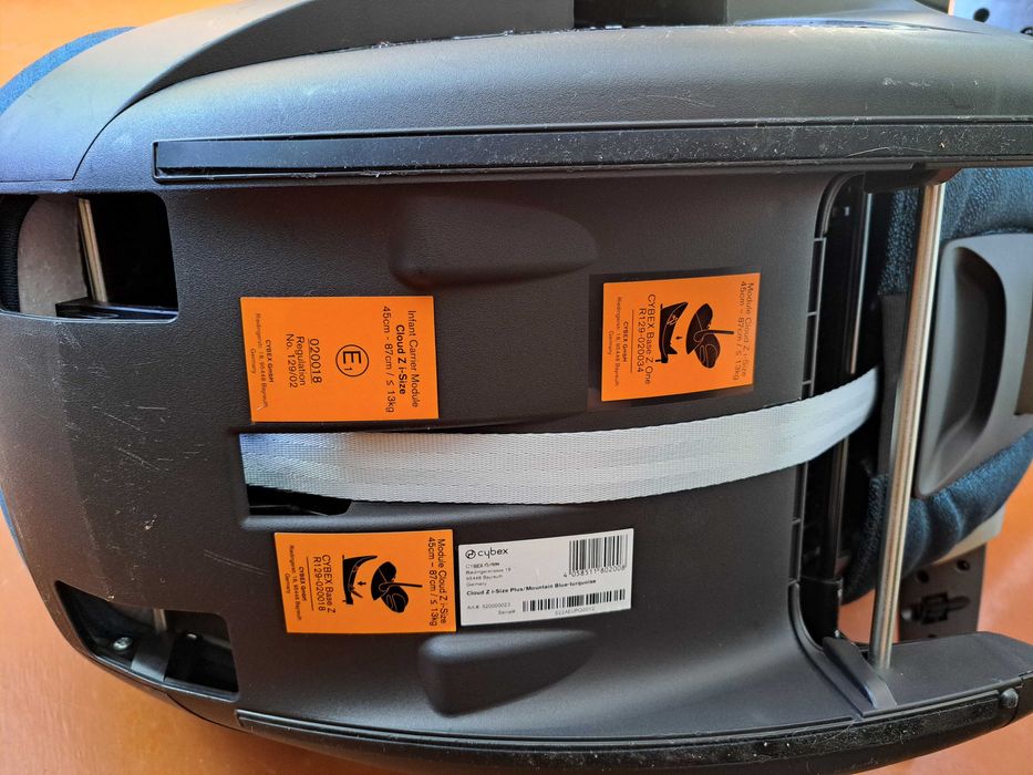 Автокрісло 3 в 1 (кошик, коляска) Німеччина