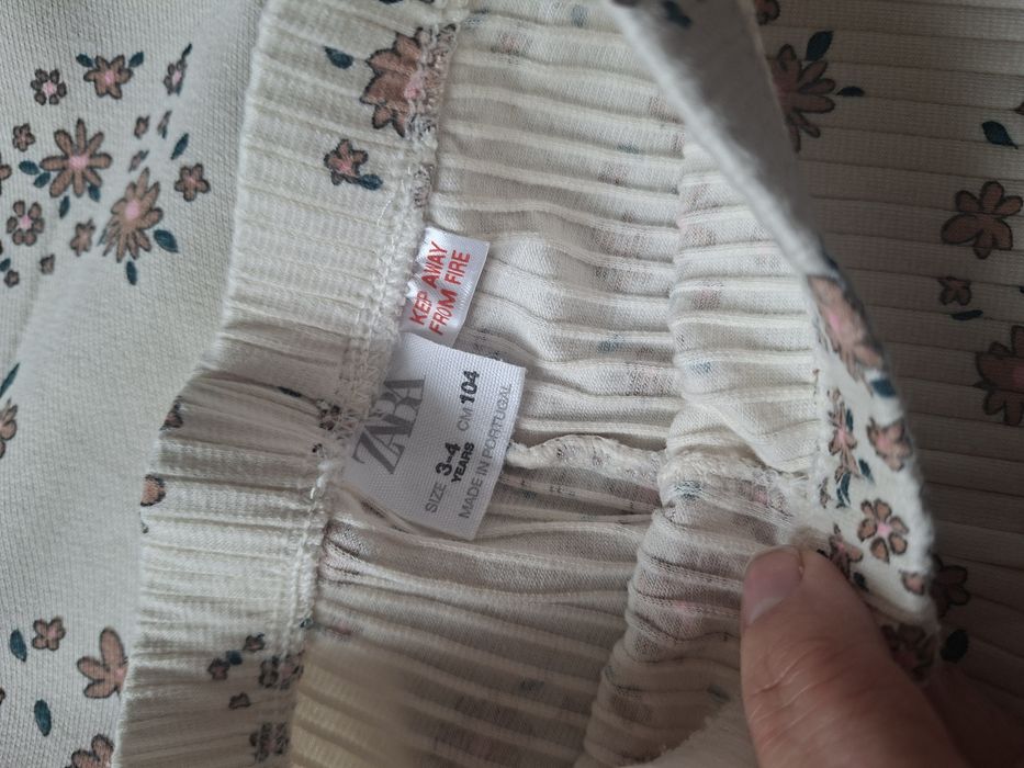 Komplet dresowy Zara rozm. 104