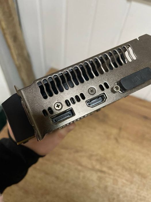 Відеокарта rx570 4gb