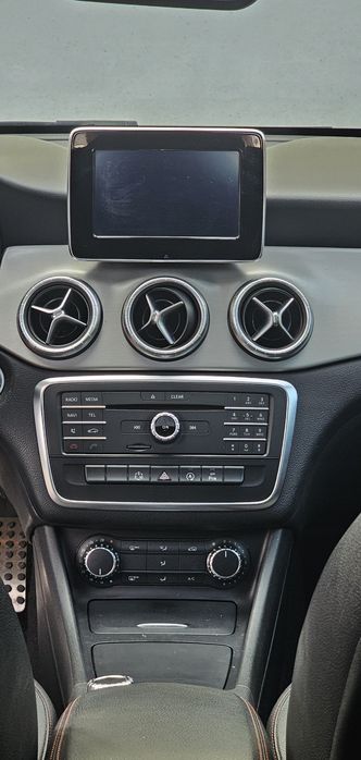 Mercedes CLA 200