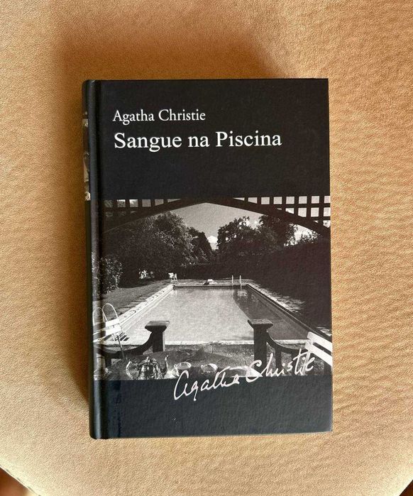 2 Agatha Christie - O Assassinato de Roger Ackroyd | Sangue na Piscina
