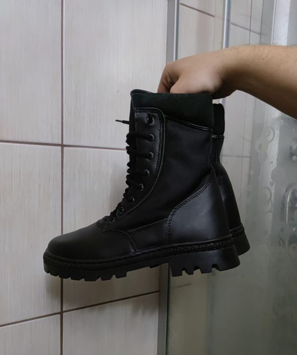 buty męskie 40 unisex eleganckie planowe emo goth skórzane czarne wizy