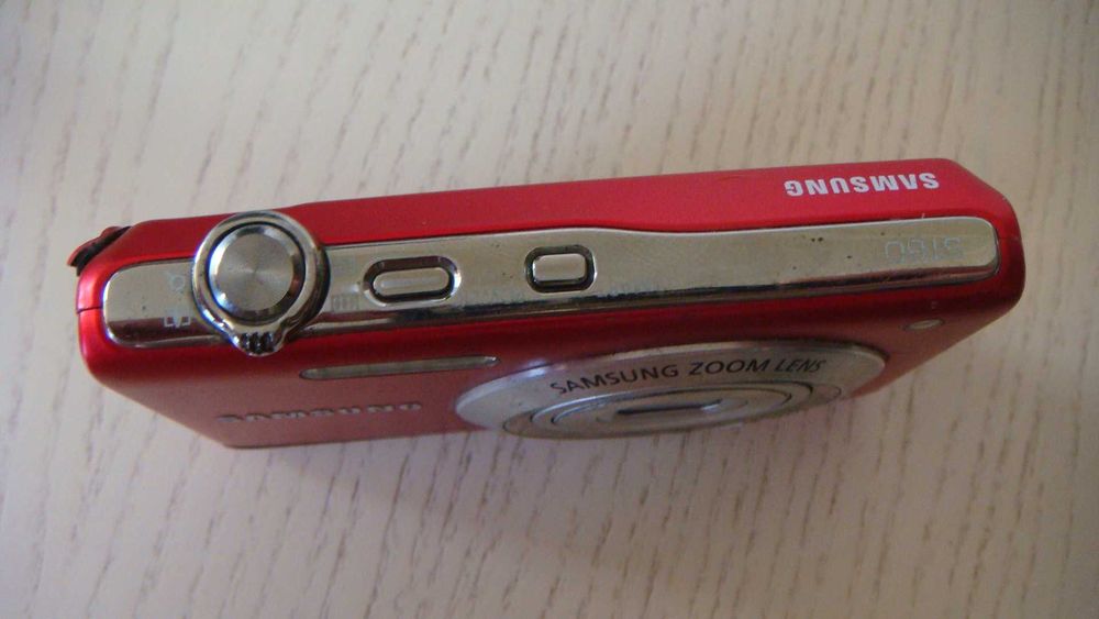 фотоаппараты Nikon coolpix S7  Samsung sy 60