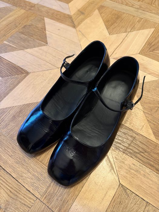 Туфлі Мері Джейн Ikos