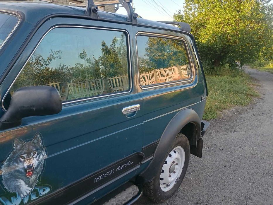 Lada Niva тайга 2002. Нива 1.7. газ,бензин.