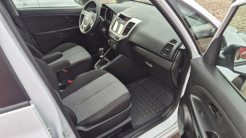 Kia Venga 1.4CRD klima tempomat kamera