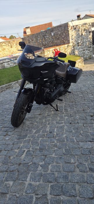 Harley davidson low rider st