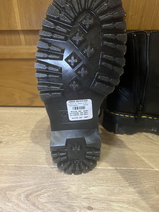 Dr. Martens Берці з гладкої кожи на платформі