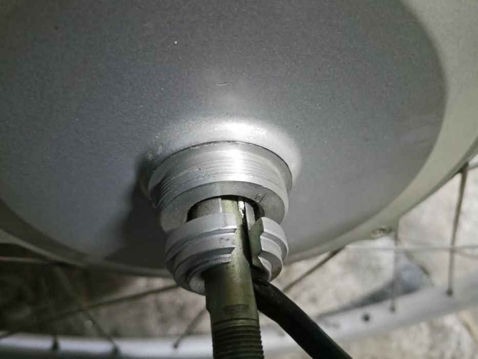 Koło roweru z silnikiem elektrycznym  28 cali