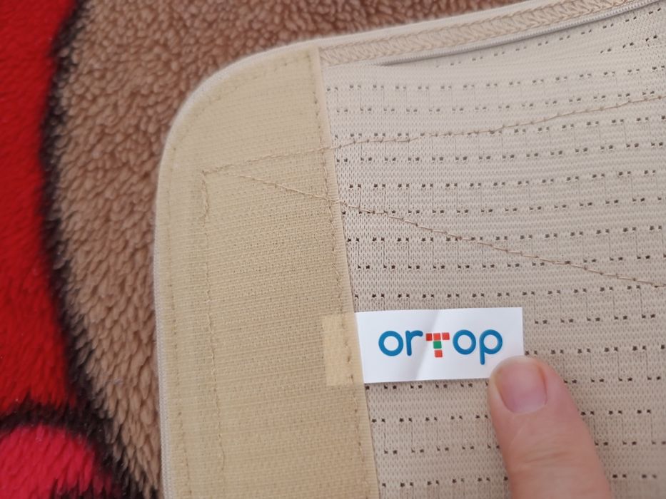 Бандаж для спини