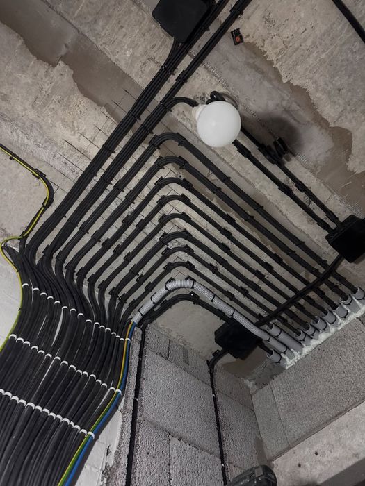 Електромонтажні роботи в Києві та області | Якісно • Безпечно