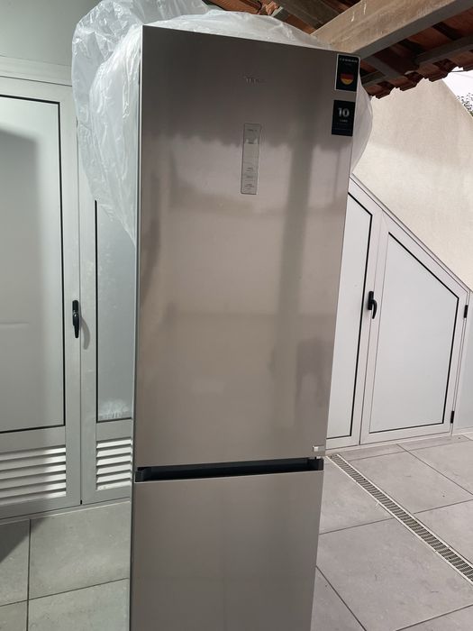 Frigorífico Combinado TEKA RBF 88680 SS (No Frost - 201 cm - 378 L - Inox)