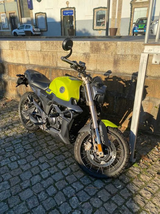 Zontes 125G1X (2022) – 4.000 km – Excelente estado – 2.750€
