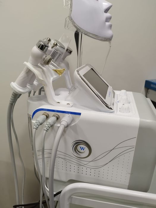 Máquina de limpeza de pele HYDROGEN 7 em 1 da SORISA