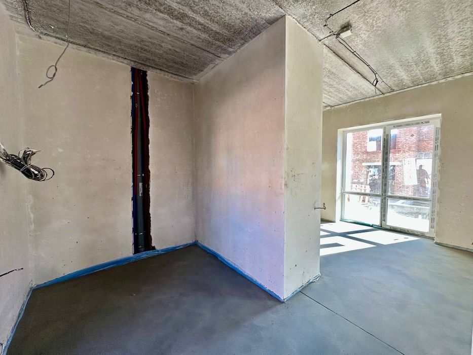 Продаж котеджу в КМ "Ягуар"