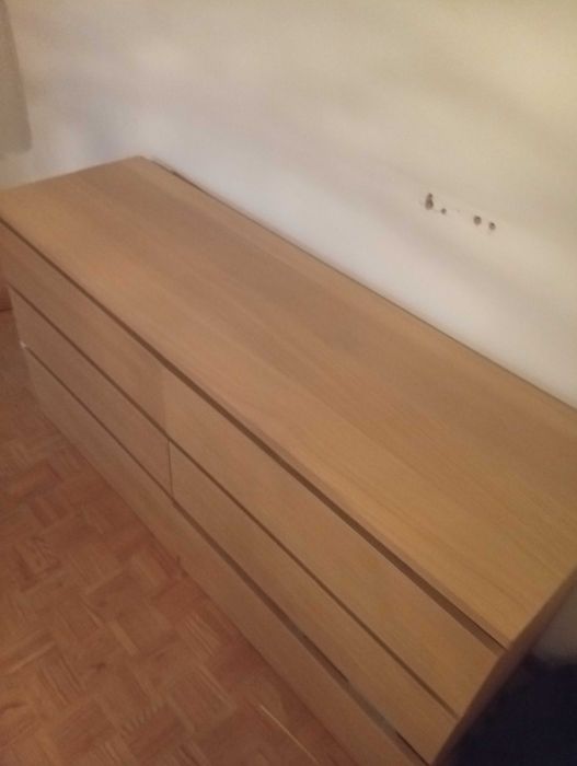 Cómoda  para quarto