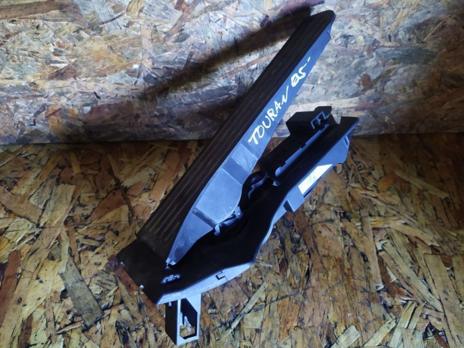 PEDAL ACELERADOR POTENCIOMETRO VOLKSWAGEN TOURAN 1T2721503G
