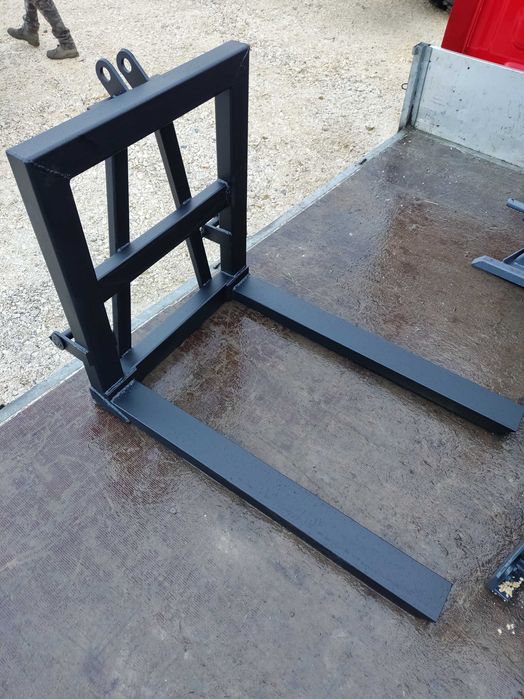 Paleciak na tuz nowy solidny wytrzymaly dostawa na tył przód mocny