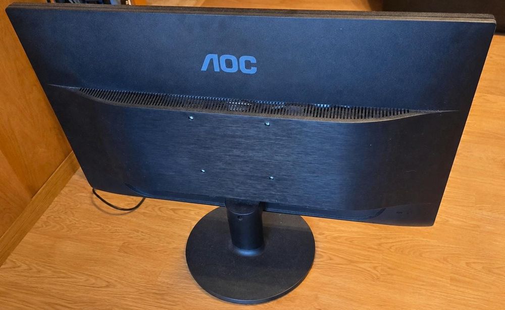 Monitor AOC GAMING  24" com caixa