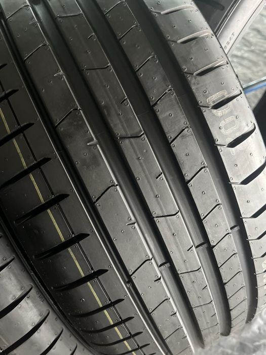 255/35/19+225/40/19 R19 Pirelli PZero PZ4 4шт нові