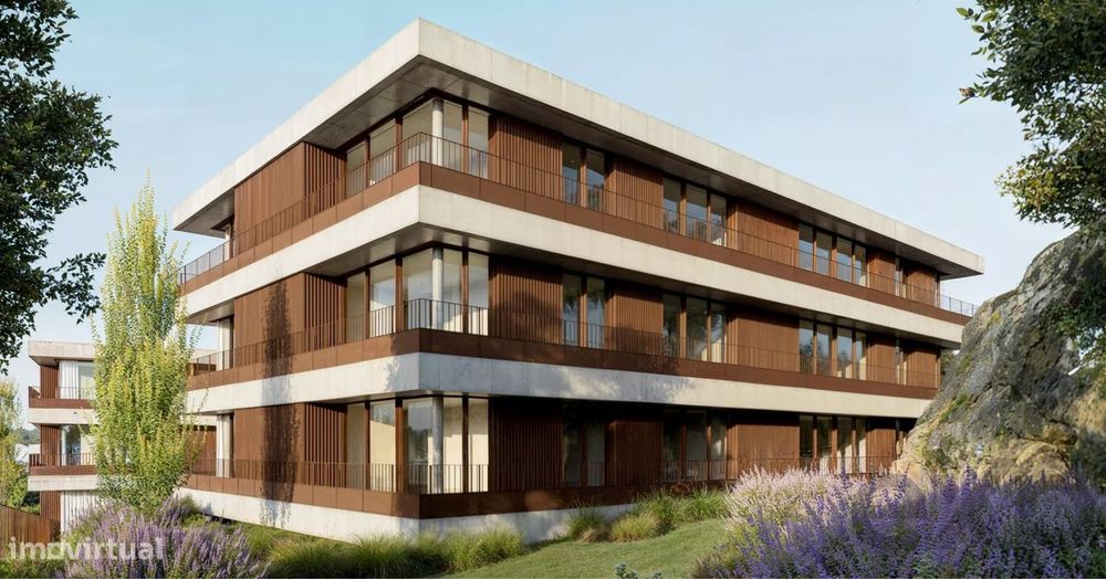 Mira Rio: Modernidade, Luz Natural e Elegância em Vila Meã