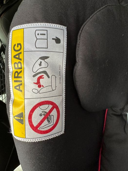 Продам автокрісло Cybex Cloud Z i-Size for Scuderia Ferrari Black