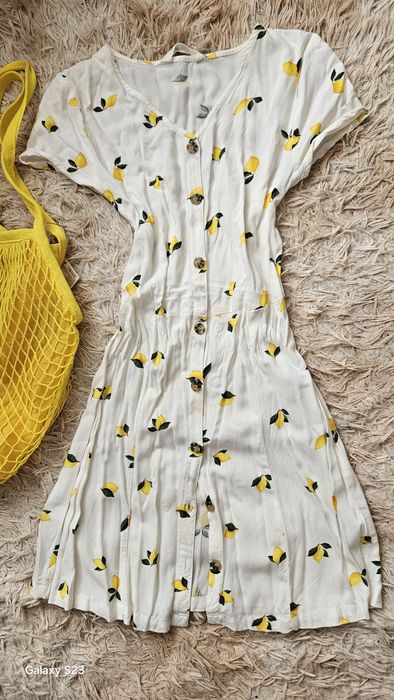 Літня сукня молочного кольору