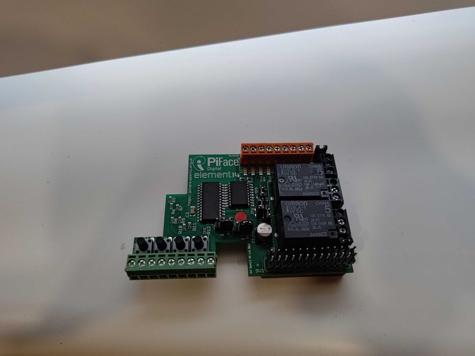 PiFace Digital 2.1 для Raspberry Pi