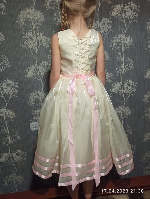 Плаття нарядне випускне 116/122.