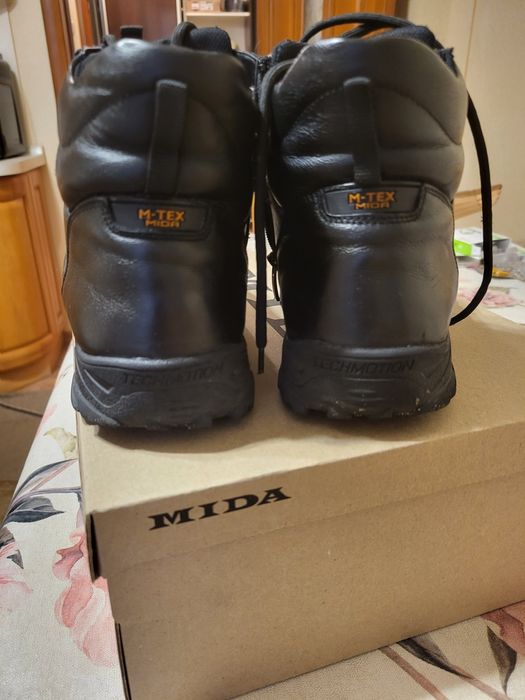 Черевики зимні б/в