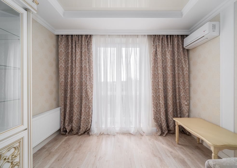 Свободна! 2 к, метро Защитников Украины, центр, аренда квартиры, посут