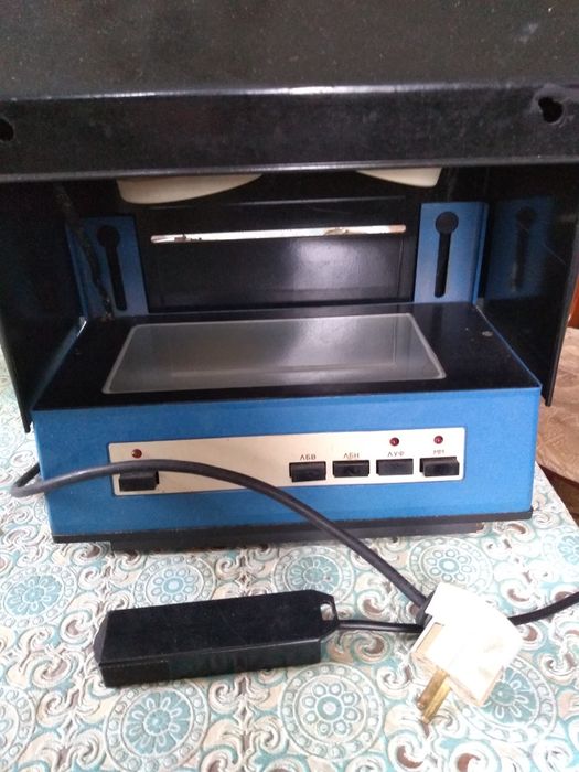 Машинка для перевірки купюр в уф променях