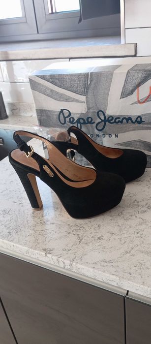 Pepe Jeans Shoes Size 36